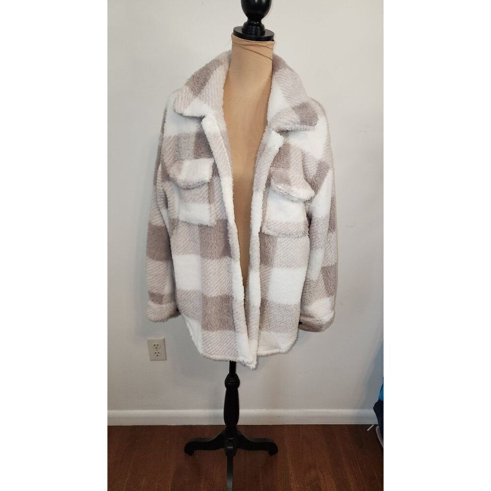 Women's NWOT Unbranded Fleece Button Down XL Coat